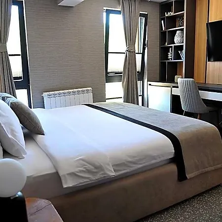 Modern Mountain Hotel 4*